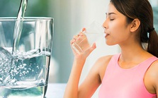 Uống nhiều nước vào 4 thời điểm trong ngày tốt chẳng thấy đâu, bệnh tật còn ùn ùn kéo tới
