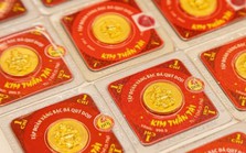 Giá vàng hôm nay 18/4: Hướng tới mục tiêu 2.700 USD/ounce