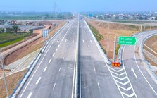 Toàn cảnh 30 km cao tốc Diễn Châu - Bãi Vọt trước ngày thông xe