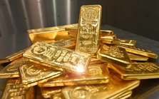 Người Trung Quốc sôi sục mua vét từng mẩu vàng nhỏ, điều gì đã xảy ra với kho vàng khổng lồ của nước này?