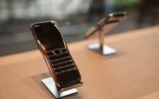 XOR Elite Gold điện thoại sử dụng vật liệu hàng không vũ trụ đắt giá tại Việt Nam