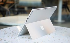 Tablet 2-in-1 Surface Pro 10 cập bến Việt Nam: Tích hợp AI, giá từ 40 triệu
