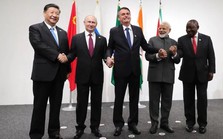 "BRICS quyết tâm loại bỏ đồng USD trong các giao dịch thương mại trong tương lai"