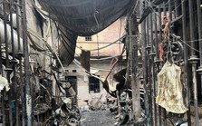 Hà Nội: Cháy nhà trọ 3 tầng, 14 người tử vong