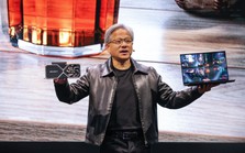 CEO Nvidia bước chân vào giới siêu giàu: Tài sản tăng 30 lần chỉ sau 5 năm, cổ phiếu đi lên 1 phiên đã có thêm 7,7 tỷ USD