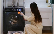 7 thói quen xấu khi sử dụng máy giặt cửa trước không những khiến quần áo không sạch mà còn làm hỏng máy
