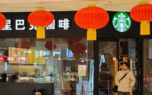 Starbucks trong cơn tuyệt vọng chưa từng có: Đến người Mỹ cũng chán ngấy, cố giành thị phần ở Trung Quốc nhưng không thể vì quá đắt đỏ