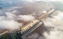 Không phải Vạn lý trường thành, Trung Quốc còn sở hữu một siêu công trình có thể nhìn thấy bằng mắt thường từ không gian, kiếm về hàng tỷ USD/năm chỉ là “phụ”