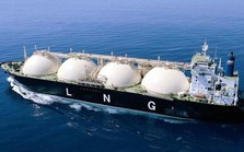 Đức ngăn chặn lệnh trừng phạt đầu tiên đối với LNG