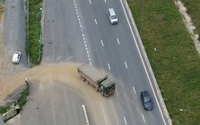 Điều tra nghi vấn 'nhận hối lộ' để mở lối tắt cho xe chở đất đi vào cao tốc Bắc - Nam