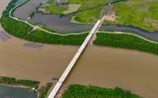 Toàn cảnh tuyến đường 2.100 tỷ nối cao tốc đắt nhất Việt Nam với khu công nghiệp tỷ USD ở tỉnh biên giới giáp Trung Quốc