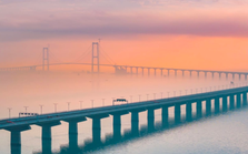 Ngày đầu tiên thông xe cây cầu vượt đại dương hơn 6 tỷ USD ở Trung Quốc: Từ cầu đến hầm xuyên biển đều 'kẹt cứng', lộ trình 90 phút nhưng sau 6 tiếng mới đến nơi