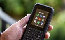 Công bố lộ trình chấm dứt điện thoại ‘cục gạch’