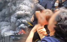 Nước mắt của người mẹ sau thảm họa cháy nhà máy pin khiến 23 người chết tại Hàn Quốc, tiết lộ nhiều dấu hiệu cảnh báo bi kịch từ trước