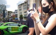 Loạt siêu xe triệu USD đẳng cấp lần đầu đến Việt Nam trong Gumball 3000 thu hút hàng ngàn người tham gia