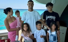 Ronaldo đăng ký học cho con tại trường danh tiếng gần siêu biệt thự, bị từ chối vì lý do không ngờ