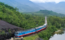 Chuyến tàu đi chưa tới 300km, giá vé vài trăm ngàn: Du khách nhận xét "Không khác gì khách sạn"