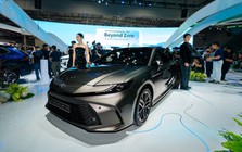 Toyota Camry thế hệ mới ra mắt Việt Nam, ngôi sao sáng tại Vietnam Motor Show 2024