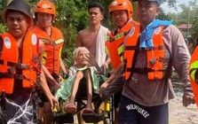 Siêu bão Usagi áp sát Philippines, gió giật trên 230 km/giờ