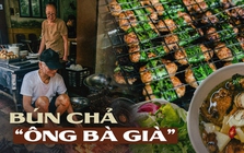 Quán bún chả "Ông bà già" bán 3 đời ở Hà Nội, nổi tiếng nhờ những miếng chả băm cuốn lá mùi tàu đặc biệt hiếm nơi có