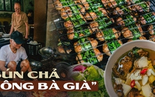 Quán bún chả "Ông bà già" bán 3 đời ở Hà Nội, nổi tiếng nhờ những miếng chả băm cuốn lá mùi tàu đặc biệt hiếm nơi có
