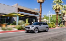 MINI Countryman bản nâng cấp ra mắt tại Việt Nam: Nhiều nâng cấp, giá chưa được tiết lộ