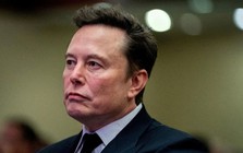 Elon Musk đón tin không vui: Gói thù lao kỷ lục hơn 100 tỷ USD lại bị bác bỏ, Tesla tuyên bố động thái giải quyết