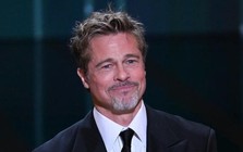 Brad Pitt cầu xin hai con