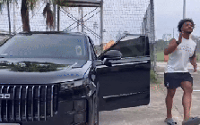 Xuân Son "quẩy" nhạc Sơn Tùng MTP, mừng rỡ ngày trở lại tuyển Việt Nam