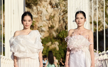 “Thót tim” chiêm ngưỡng 30 cô gái làm điều này trên cây cầu kính dài nhất thế giới tại Mộc Châu