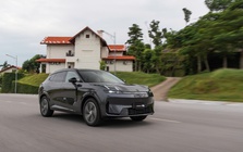 Trải nghiệm Lynk & Co 08: Thiết kế tinh gọn, vận hành êm ái, nhiều tiện nghi hỗ trợ