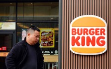 Sau Starbucks, đến lượt một chuỗi nhà hàng nổi tiếng bán mình ở Trung Quốc