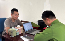 Hai vợ chồng cùng chuyển khoản nhầm hơn 600 triệu vào một tài khoản