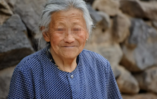 Cụ bà 97 tuổi ở một mình nói thẳng: Sau 70 tuổi, bài tập tốt nhất để kéo dài tuổi thọ không phải đi bộ mà là 6 động tác này