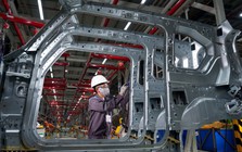 Tỷ phú Phạm Nhật Vượng tăng vốn công ty thép lên 15.000 tỷ đồng sau khi tìm được "chiến tướng"