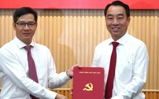 Chủ tịch UBND tỉnh Vĩnh Long làm Phó Bí thư Tỉnh ủy Cà Mau