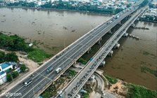 Kỳ tích Việt Nam: Cầu vượt sông 11.000 tấn bỗng cao thêm 1,25 m bằng công nghệ có 1-0-2