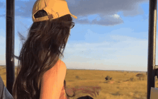 Báo Trung: Thân thế giả dối của mỹ nhân 9X giàu nhất showbiz, được huấn luyện để "săn" thiếu gia tập đoàn?