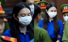 Thái độ của Thuỳ Tiên trong phiên toà xét xử vụ án Kẹo Kera, một ánh mắt nói lên tất cả