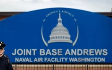 Mở gói bột lạ, nhiều người tại căn cứ quân sự Mỹ phải nhập viện