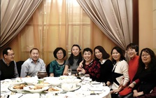 Đi họp lớp, người bạn vừa phá sản ngỏ ý mượn mỗi người 10 triệu đồng: Chỉ một bạn đồng ý còn lại từ chối, nửa năm sau ai cũng tiếc nuối