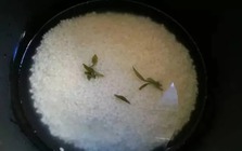 Nấu cơm hàng ngày nhưng nhiều người vẫn làm sai: Đây là 4 mẹo nấu ngon và tốt cho tiêu hóa