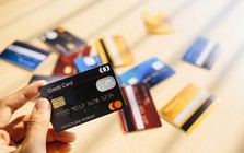 Cảnh báo rủi ro 'bẫy nợ’ vay thẻ tín dụng
