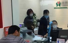 Con trai rút 100 tỷ mẹ qua đời để lại, nhân viên ngân hàng quyết không trả: Anh không có quyền!