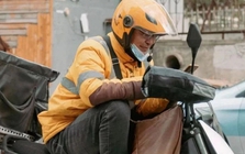 Tiết kiệm được 5,6 tỷ nhưng vẫn chạy shipper 12 tiếng/ngày: Lý do nghẹn ngào