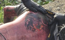 Ai biết thông tin liên quan thi thể nam có hình xăm cá chép bên hoa sen, liên hệ ngay công an số 0937.349.345