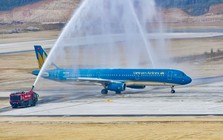 Thời khắc lịch sử: Siêu máy bay vừa 'xông đất' sân bay 16 tỷ USD của Việt Nam