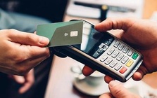 Tài khoản ngân hàng dưới số dư tối thiểu có bị phạt không?