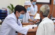 Người cao tuổi đón tin vui về Bảo hiểm y tế