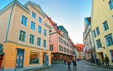 Báo động đỏ với châu Âu: Hơn 90 triệu người có nguy cơ nghèo đói vì khủng hoảng nhà ở, đầu cơ đẩy giá nhà tăng gấp 3 lần chỉ trong 5 năm, tương lai người dân bị bóp nghẹt